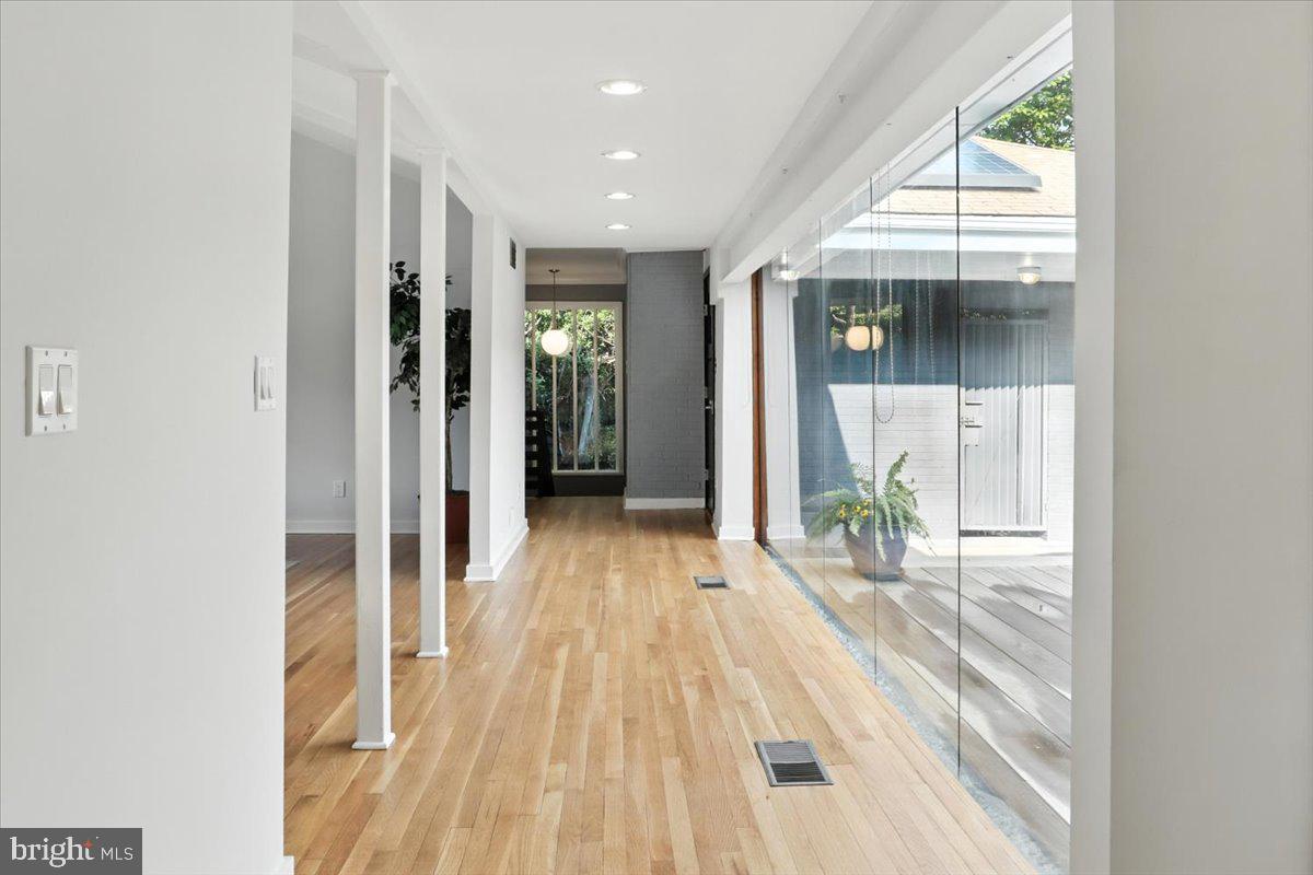3531 YUMA ST NW, WASHINGTON, District Of Columbia 20008, 4 Bedrooms Bedrooms, ,3 BathroomsBathrooms,Residential,For sale,3531 YUMA ST NW,DCDC2210252 MLS # DCDC2210252