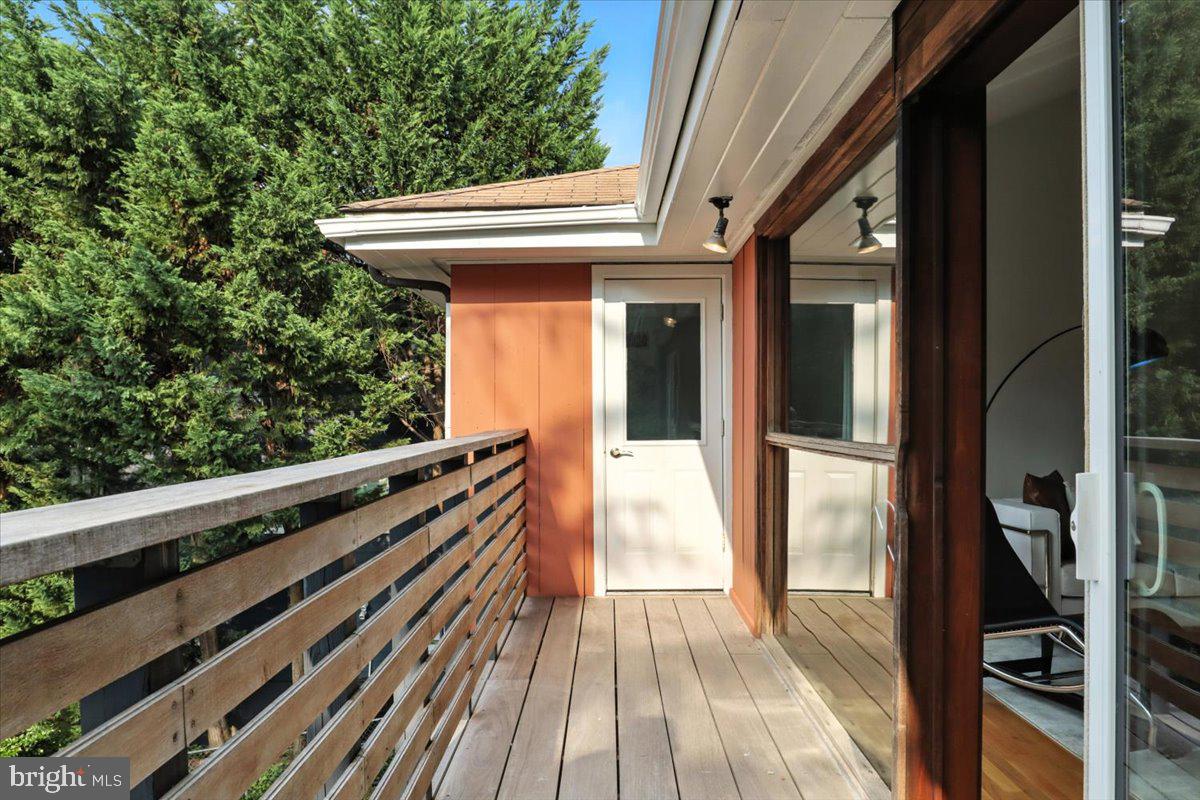 3531 YUMA ST NW, WASHINGTON, District Of Columbia 20008, 4 Bedrooms Bedrooms, ,3 BathroomsBathrooms,Residential,For sale,3531 YUMA ST NW,DCDC2210252 MLS # DCDC2210252