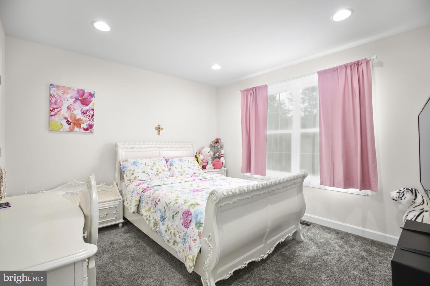 225 PERTH DR, FREDERICKSBURG, Virginia 22405, 4 Bedrooms Bedrooms, ,2 BathroomsBathrooms,Residential,For sale,225 PERTH DR,VAST2040808 MLS # VAST2040808