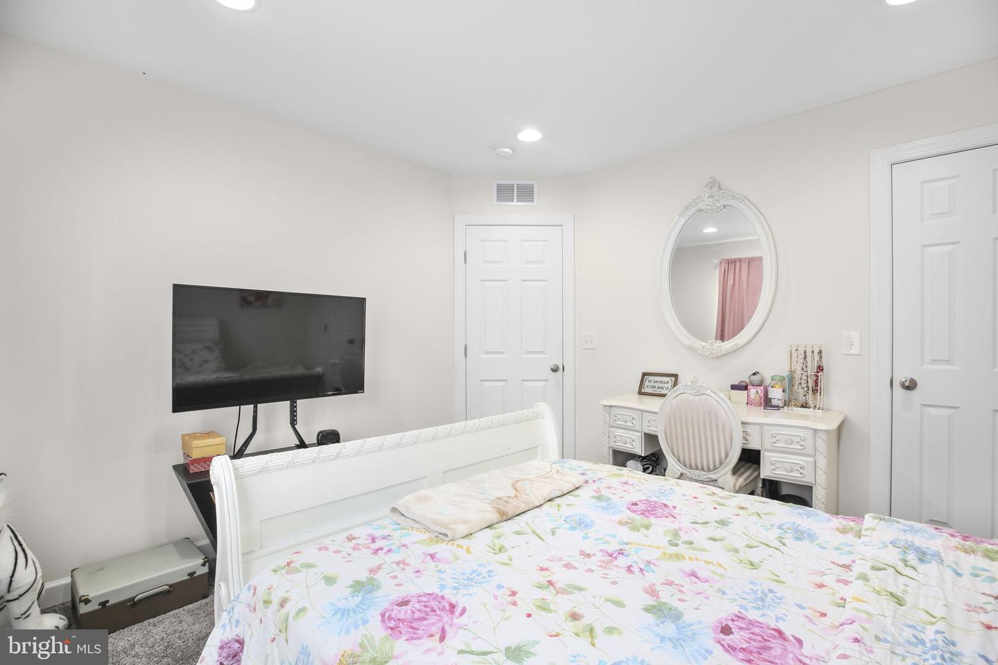 225 PERTH DR, FREDERICKSBURG, Virginia 22405, 4 Bedrooms Bedrooms, ,2 BathroomsBathrooms,Residential,For sale,225 PERTH DR,VAST2040808 MLS # VAST2040808