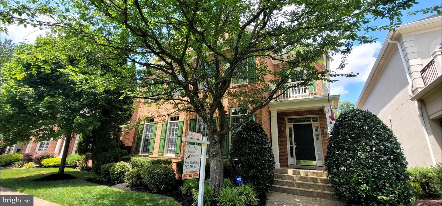 10095 MCCARTY CREST CT, FAIRFAX, Virginia 22030, 4 Bedrooms Bedrooms, ,3 BathroomsBathrooms,Residential,For sale,10095 MCCARTY CREST CT,VAFC2006620 MLS # VAFC2006620