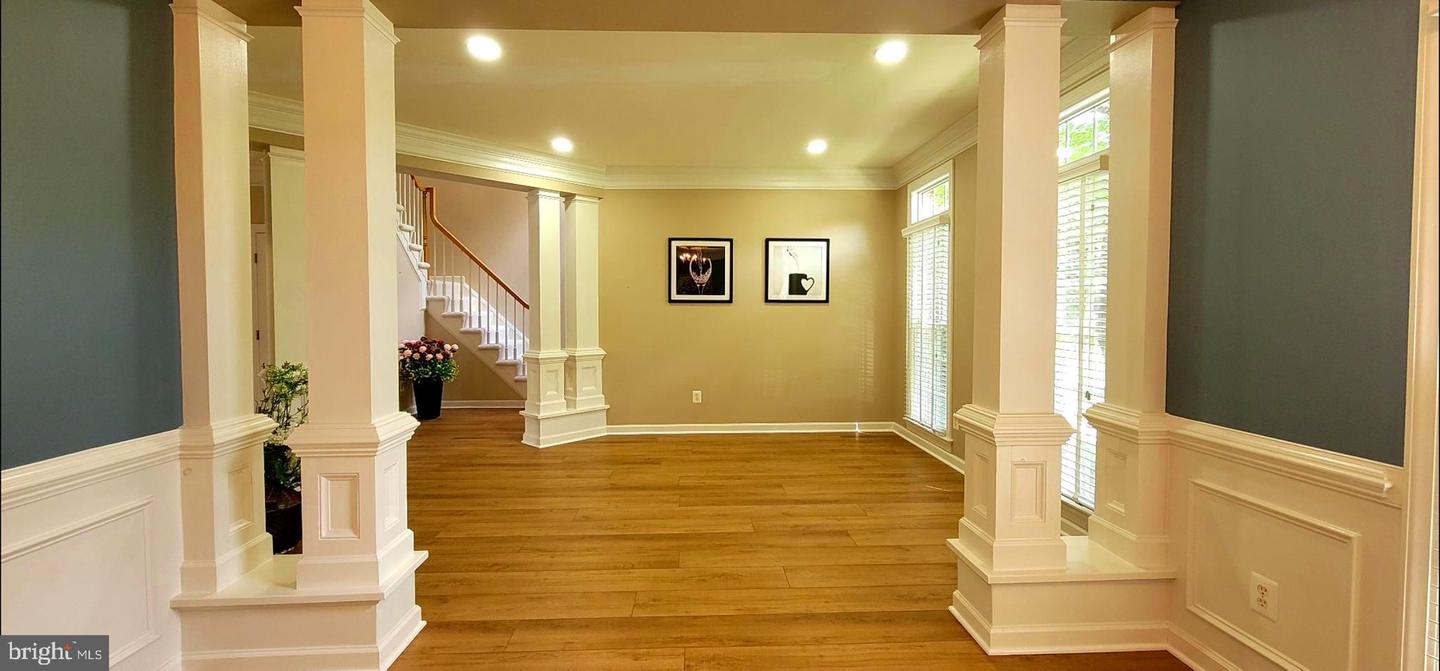 10095 MCCARTY CREST CT, FAIRFAX, Virginia 22030, 4 Bedrooms Bedrooms, ,3 BathroomsBathrooms,Residential,For sale,10095 MCCARTY CREST CT,VAFC2006620 MLS # VAFC2006620