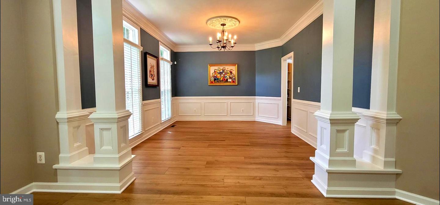 10095 MCCARTY CREST CT, FAIRFAX, Virginia 22030, 4 Bedrooms Bedrooms, ,3 BathroomsBathrooms,Residential,For sale,10095 MCCARTY CREST CT,VAFC2006620 MLS # VAFC2006620