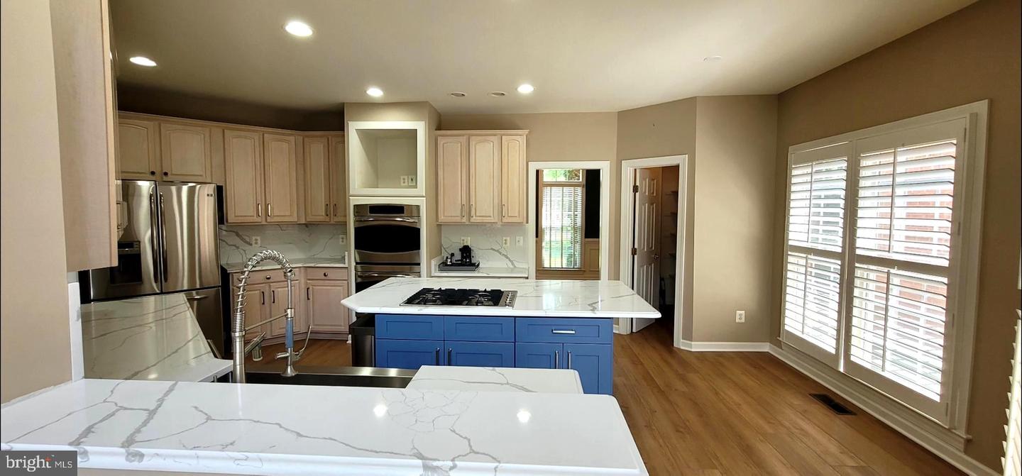10095 MCCARTY CREST CT, FAIRFAX, Virginia 22030, 4 Bedrooms Bedrooms, ,3 BathroomsBathrooms,Residential,For sale,10095 MCCARTY CREST CT,VAFC2006620 MLS # VAFC2006620