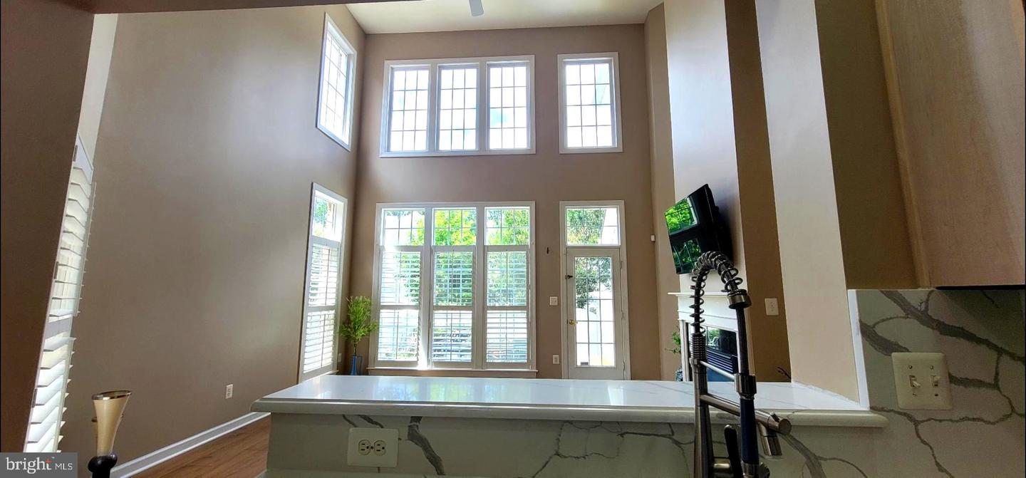 10095 MCCARTY CREST CT, FAIRFAX, Virginia 22030, 4 Bedrooms Bedrooms, ,3 BathroomsBathrooms,Residential,For sale,10095 MCCARTY CREST CT,VAFC2006620 MLS # VAFC2006620