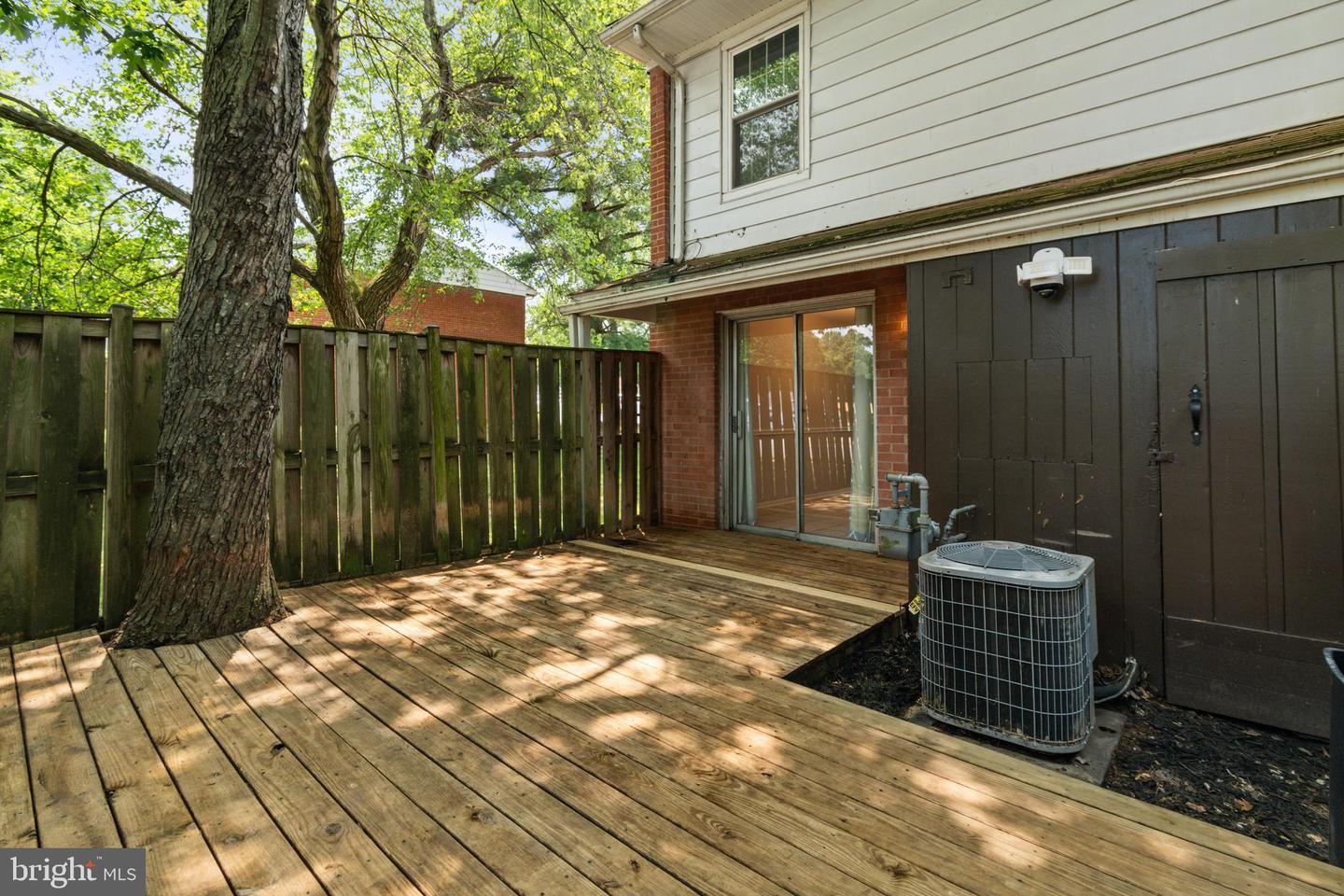 110 E CORNELL DR, STERLING, Virginia 20164, 2 Bedrooms Bedrooms, ,1 BathroomBathrooms,Residential,For sale,110 E CORNELL DR,VALO2102104 MLS # VALO2102104