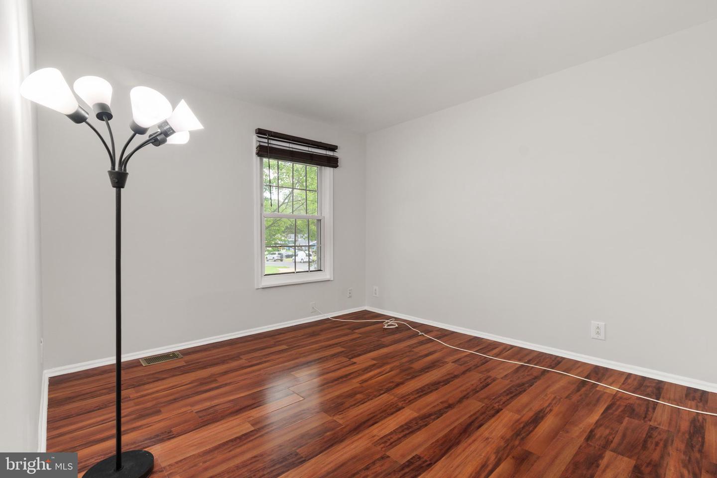 110 E CORNELL DR, STERLING, Virginia 20164, 2 Bedrooms Bedrooms, ,1 BathroomBathrooms,Residential,For sale,110 E CORNELL DR,VALO2102104 MLS # VALO2102104