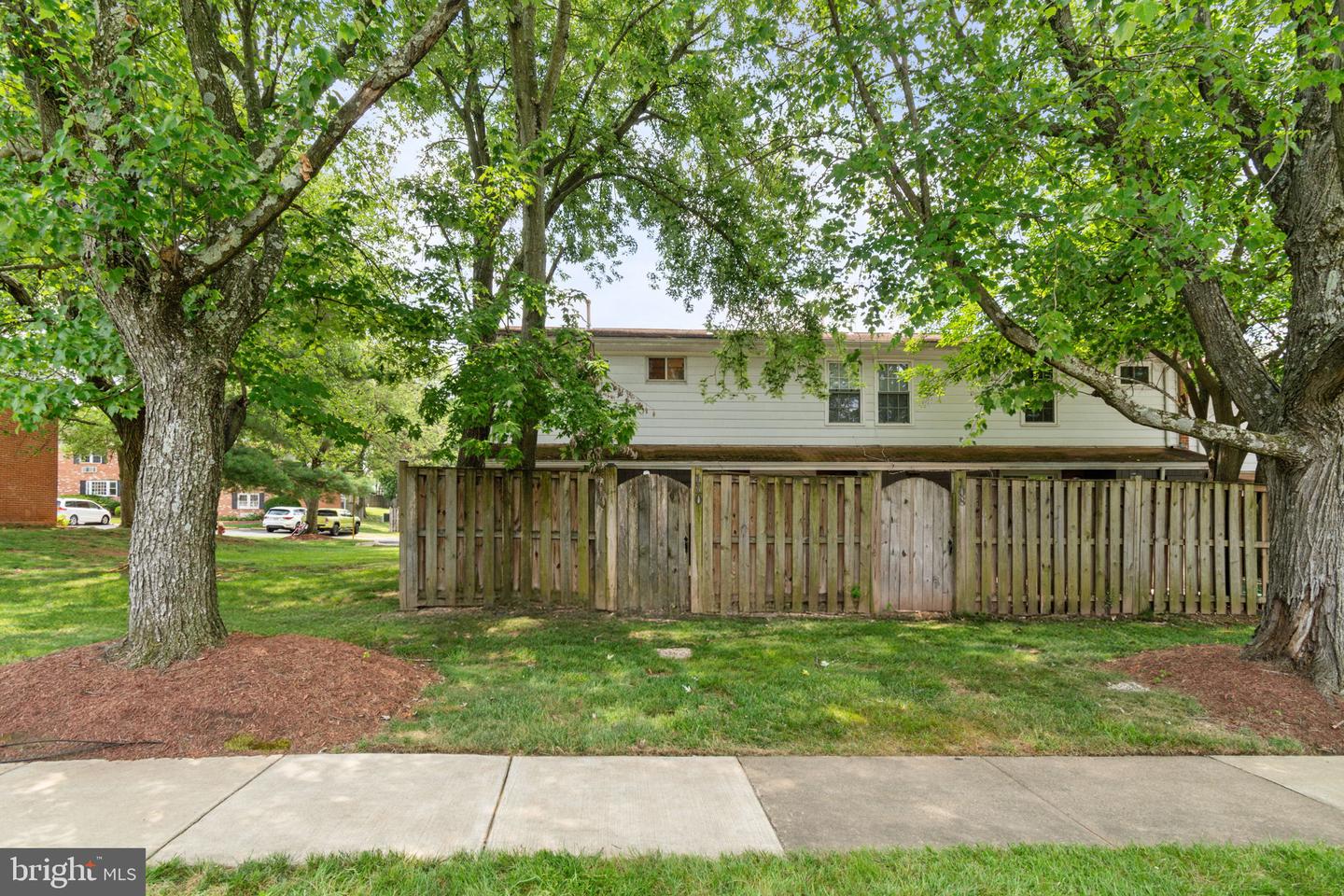 110 E CORNELL DR, STERLING, Virginia 20164, 2 Bedrooms Bedrooms, ,1 BathroomBathrooms,Residential,For sale,110 E CORNELL DR,VALO2102104 MLS # VALO2102104