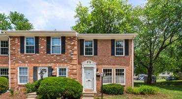 110 E CORNELL DR, STERLING, Virginia 20164, 2 Bedrooms Bedrooms, ,1 BathroomBathrooms,Residential,For sale,110 E CORNELL DR,VALO2102104 MLS # VALO2102104