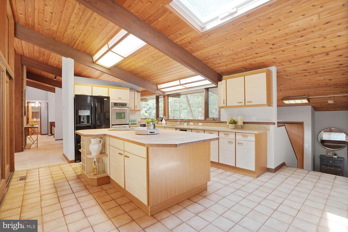 1017 TOWLSTON RD, MCLEAN, Virginia 22102, 3 Bedrooms Bedrooms, ,2 BathroomsBathrooms,Residential,For sale,1017 TOWLSTON RD,VAFX2254844 MLS # VAFX2254844