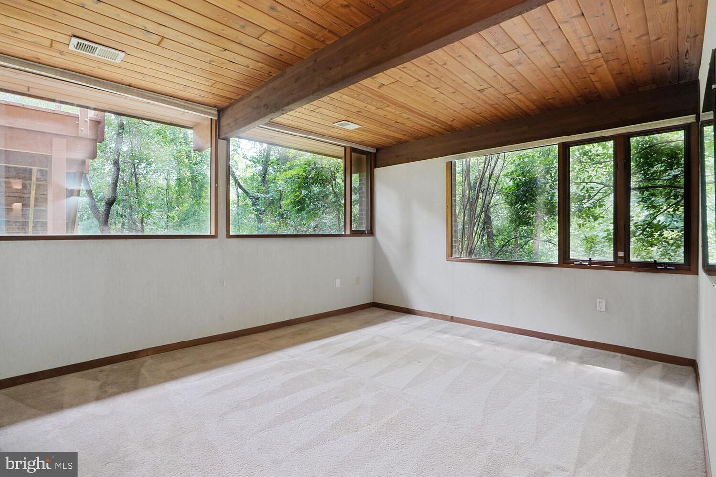 1017 TOWLSTON RD, MCLEAN, Virginia 22102, 3 Bedrooms Bedrooms, ,2 BathroomsBathrooms,Residential,For sale,1017 TOWLSTON RD,VAFX2254844 MLS # VAFX2254844