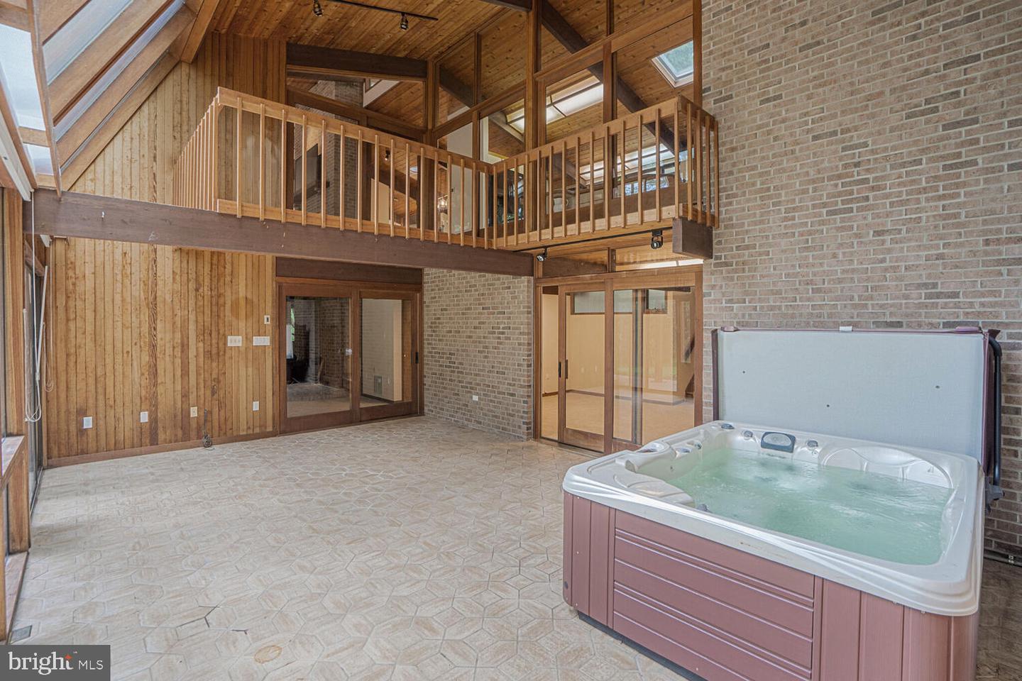 1017 TOWLSTON RD, MCLEAN, Virginia 22102, 3 Bedrooms Bedrooms, ,2 BathroomsBathrooms,Residential,For sale,1017 TOWLSTON RD,VAFX2254844 MLS # VAFX2254844