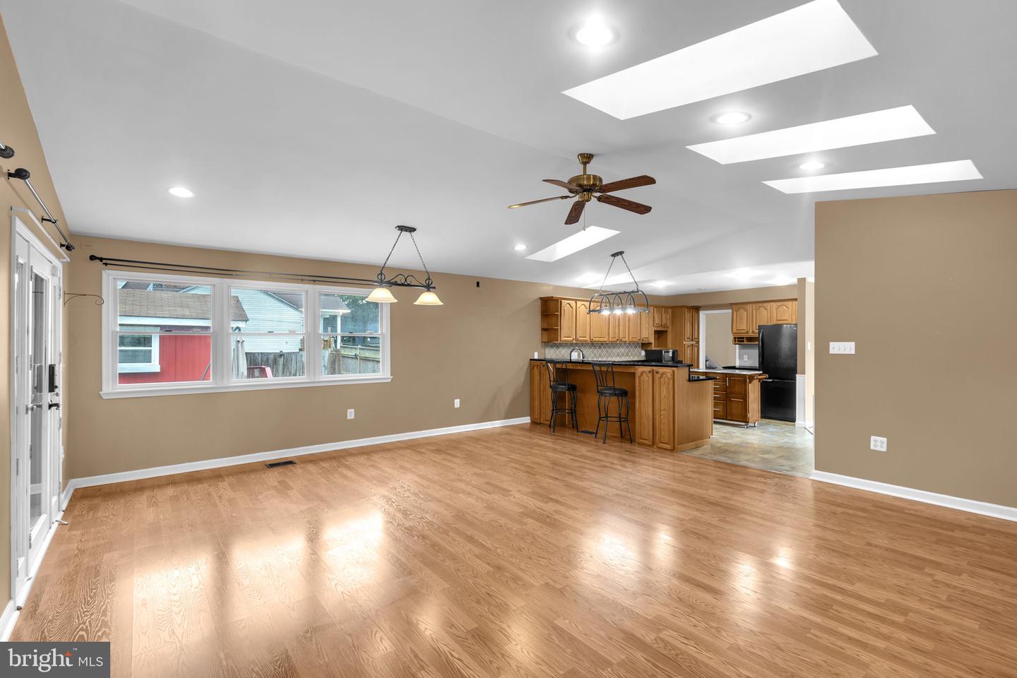 7016 UTICA ST, SPRINGFIELD, Virginia 22150, 4 Bedrooms Bedrooms, ,2 BathroomsBathrooms,Residential,For sale,7016 UTICA ST,VAFX2254862 MLS # VAFX2254862