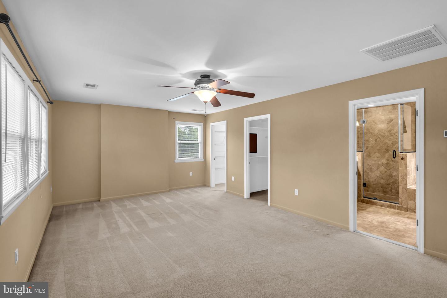 7016 UTICA ST, SPRINGFIELD, Virginia 22150, 4 Bedrooms Bedrooms, ,2 BathroomsBathrooms,Residential,For sale,7016 UTICA ST,VAFX2254862 MLS # VAFX2254862