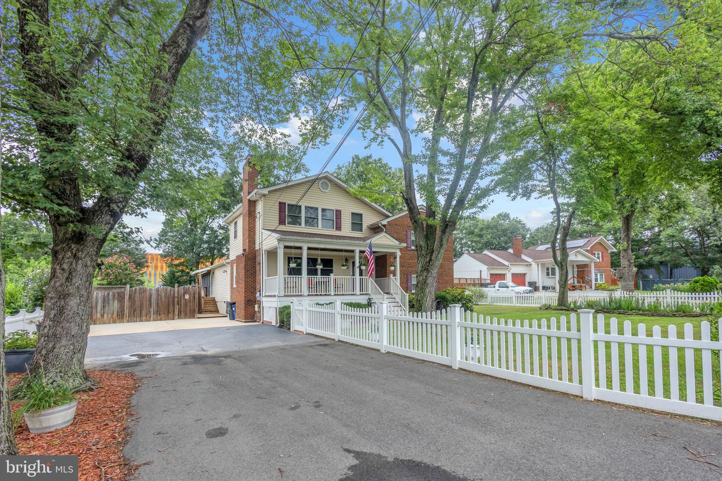7016 UTICA ST, SPRINGFIELD, Virginia 22150, 4 Bedrooms Bedrooms, ,2 BathroomsBathrooms,Residential,For sale,7016 UTICA ST,VAFX2254862 MLS # VAFX2254862