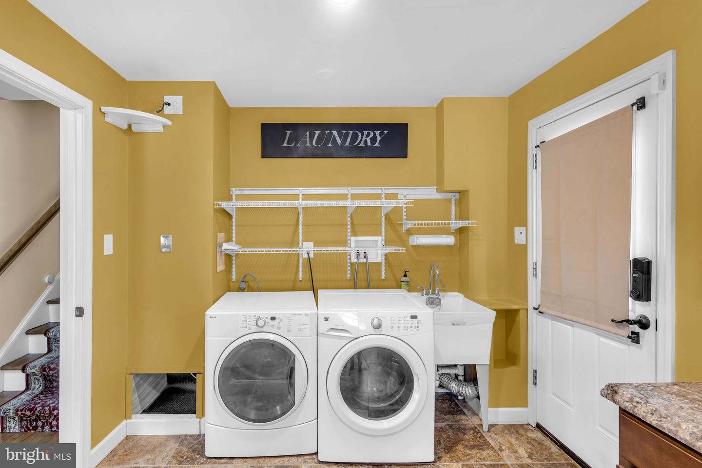 7016 UTICA ST, SPRINGFIELD, Virginia 22150, 4 Bedrooms Bedrooms, ,2 BathroomsBathrooms,Residential,For sale,7016 UTICA ST,VAFX2254862 MLS # VAFX2254862