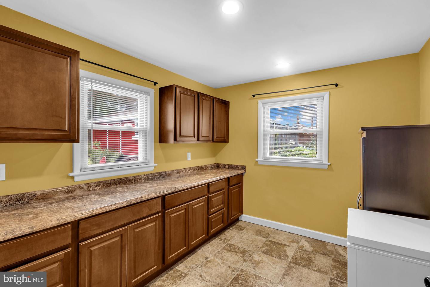7016 UTICA ST, SPRINGFIELD, Virginia 22150, 4 Bedrooms Bedrooms, ,2 BathroomsBathrooms,Residential,For sale,7016 UTICA ST,VAFX2254862 MLS # VAFX2254862