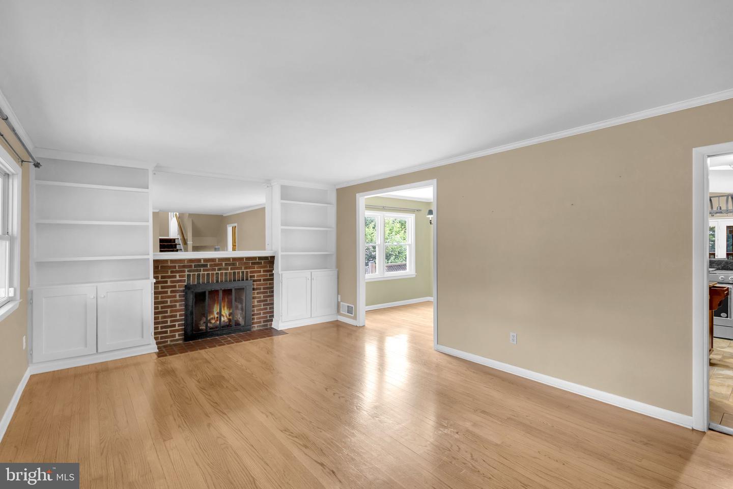 7016 UTICA ST, SPRINGFIELD, Virginia 22150, 4 Bedrooms Bedrooms, ,2 BathroomsBathrooms,Residential,For sale,7016 UTICA ST,VAFX2254862 MLS # VAFX2254862