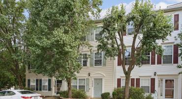 45988 GRAMMERCY TER, STERLING, Virginia 20166, 3 Bedrooms Bedrooms, ,2 BathroomsBathrooms,Residential,For sale,45988 GRAMMERCY TER,VALO2102110 MLS # VALO2102110