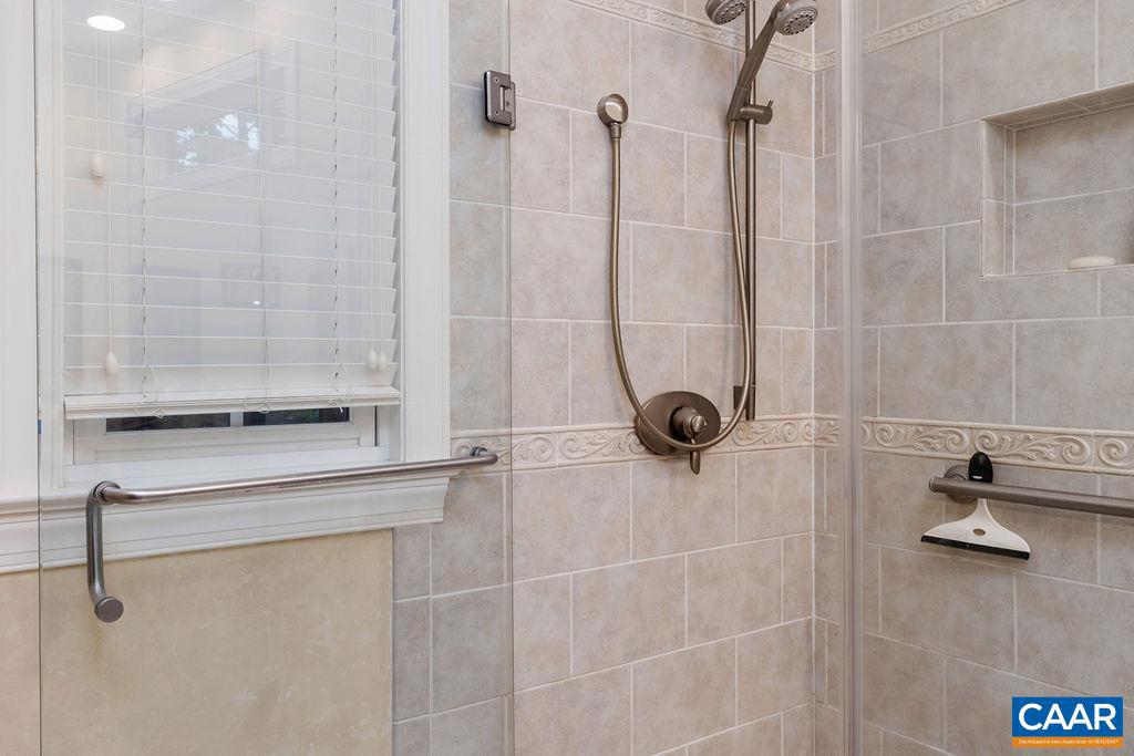85 WATERS EDGE LN, NELLYSFORD, Virginia 22958, 5 Bedrooms Bedrooms, ,4 BathroomsBathrooms,Residential,For sale,85 WATERS EDGE LN,666662 MLS # 666662