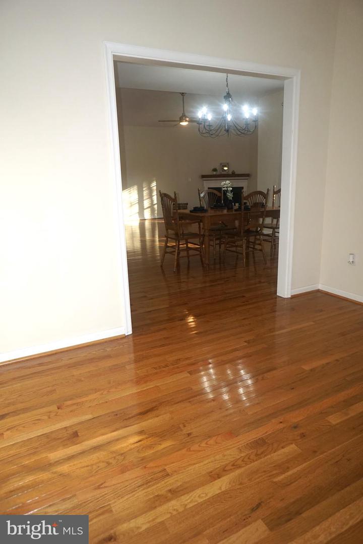 303 STRATFORD CIR, LOCUST GROVE, Virginia 22508, 3 Bedrooms Bedrooms, ,2 BathroomsBathrooms,Residential,For sale,303 STRATFORD CIR,VAOR2010196 MLS # VAOR2010196