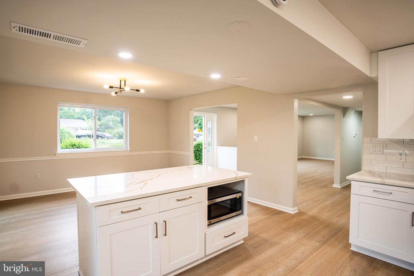 6907 BARNACK DR, SPRINGFIELD, Virginia 22152, 4 Bedrooms Bedrooms, ,2 BathroomsBathrooms,Residential,For sale,6907 BARNACK DR,VAFX2255552 MLS # VAFX2255552