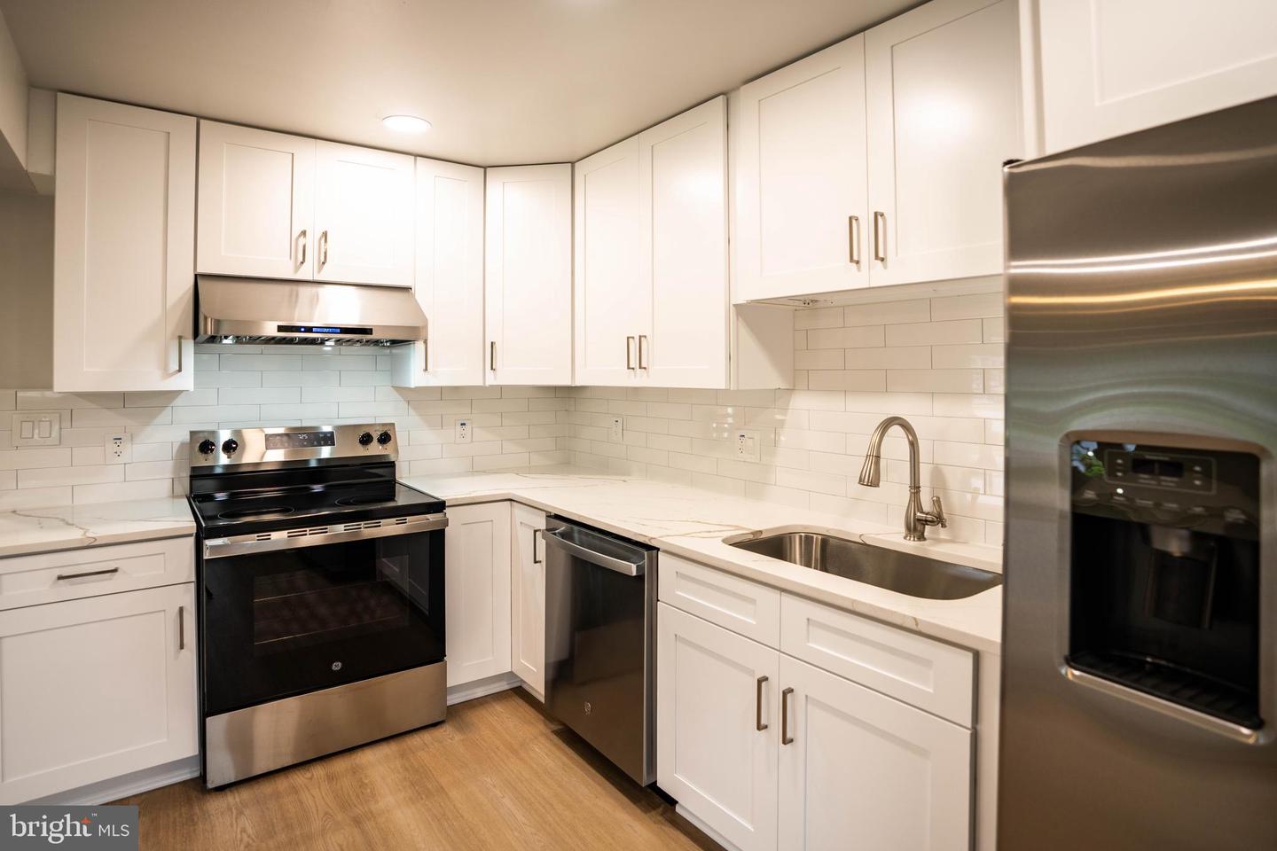 6907 BARNACK DR, SPRINGFIELD, Virginia 22152, 4 Bedrooms Bedrooms, ,2 BathroomsBathrooms,Residential,For sale,6907 BARNACK DR,VAFX2255552 MLS # VAFX2255552