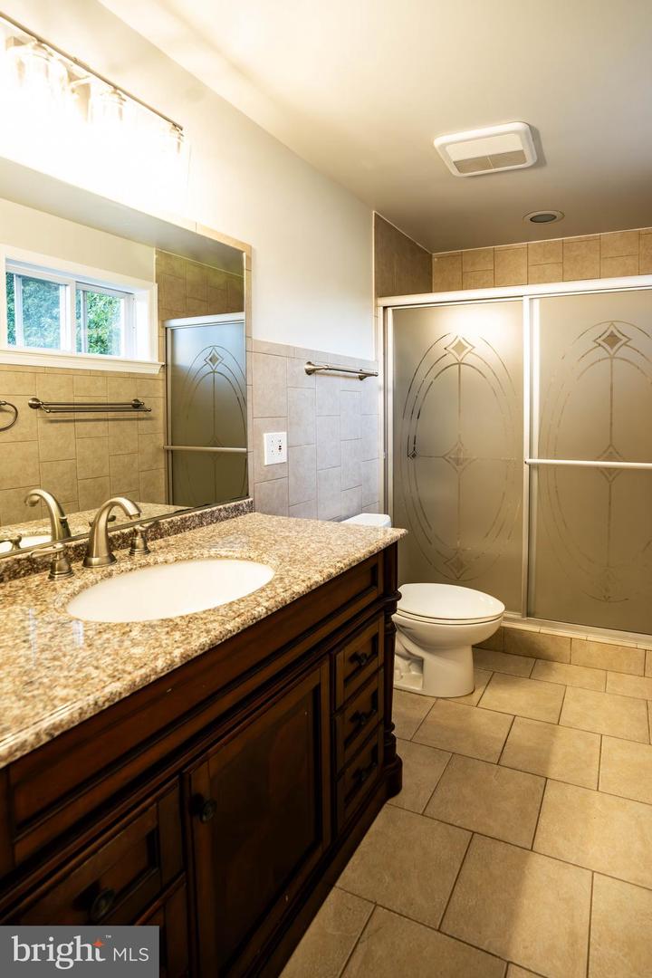 6907 BARNACK DR, SPRINGFIELD, Virginia 22152, 4 Bedrooms Bedrooms, ,2 BathroomsBathrooms,Residential,For sale,6907 BARNACK DR,VAFX2255552 MLS # VAFX2255552