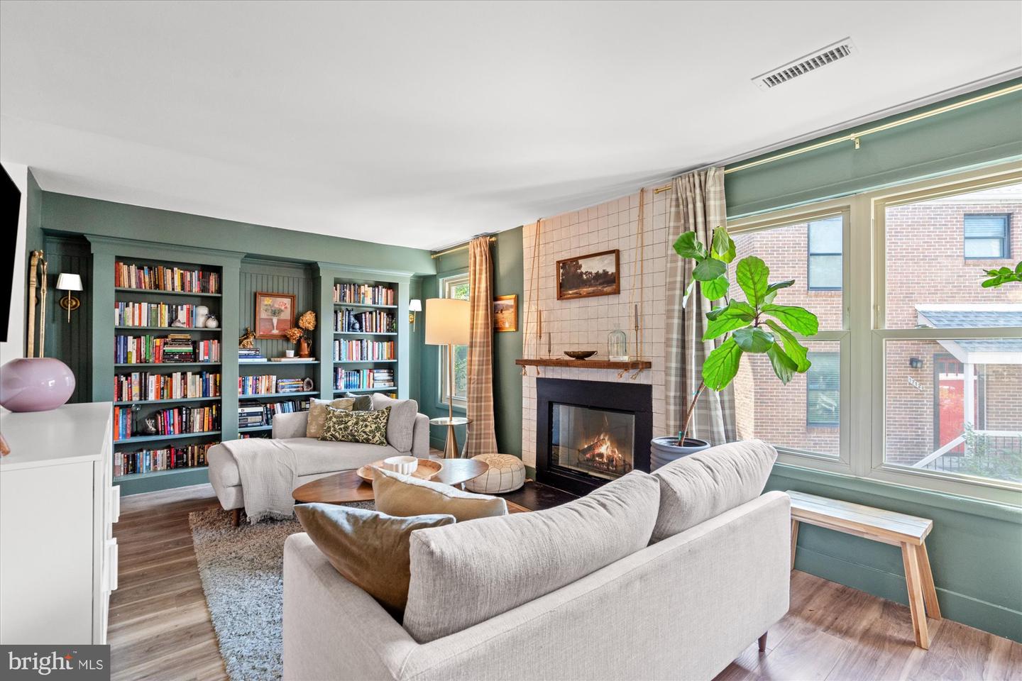 1637 KENWOOD AVE, ALEXANDRIA, Virginia 22302, 3 Bedrooms Bedrooms, ,2 BathroomsBathrooms,Residential,For sale,1637 KENWOOD AVE,VAAX2047412 MLS # VAAX2047412