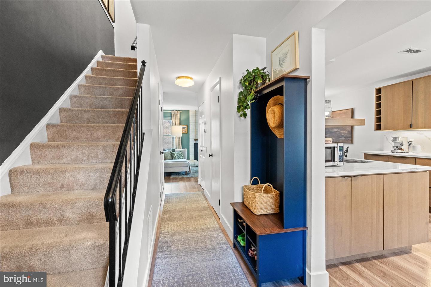 1637 KENWOOD AVE, ALEXANDRIA, Virginia 22302, 3 Bedrooms Bedrooms, ,2 BathroomsBathrooms,Residential,For sale,1637 KENWOOD AVE,VAAX2047412 MLS # VAAX2047412