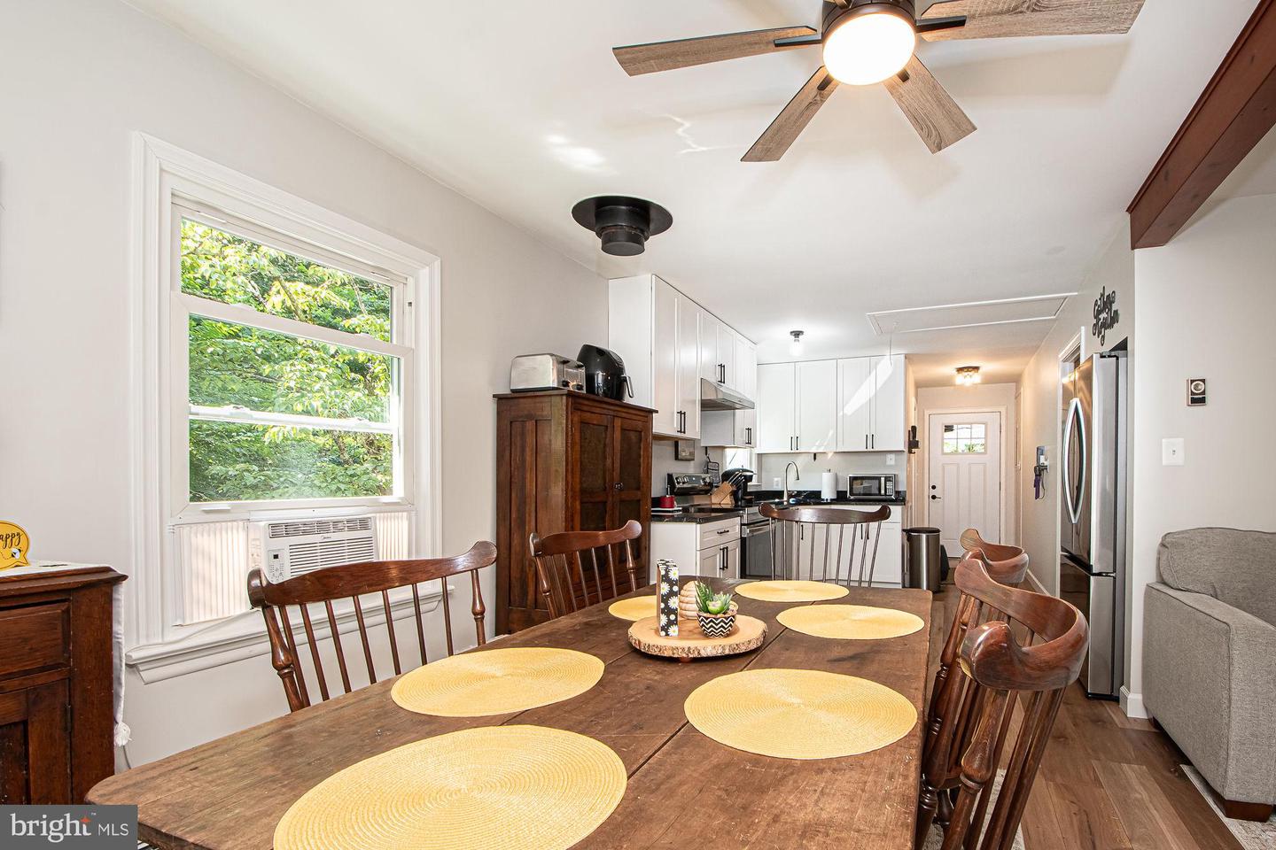 61 MOUNT MARSHALL RD, WASHINGTON, Virginia 22747, 3 Bedrooms Bedrooms, ,2 BathroomsBathrooms,Residential,For sale,61 MOUNT MARSHALL RD,VARP2002182 MLS # VARP2002182