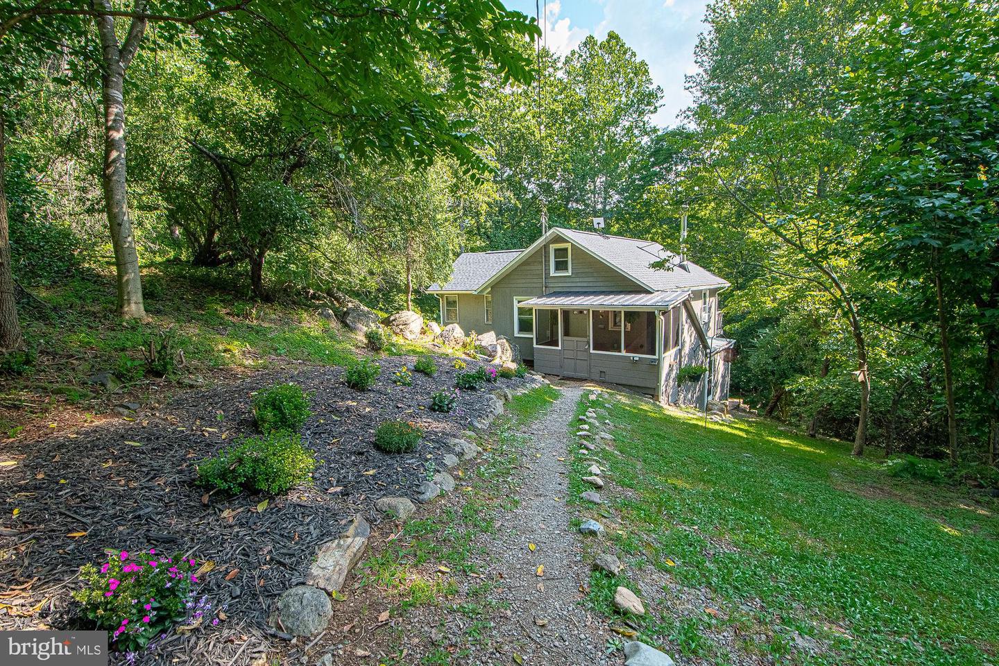 61 MOUNT MARSHALL RD, WASHINGTON, Virginia 22747, 3 Bedrooms Bedrooms, ,2 BathroomsBathrooms,Residential,For sale,61 MOUNT MARSHALL RD,VARP2002182 MLS # VARP2002182