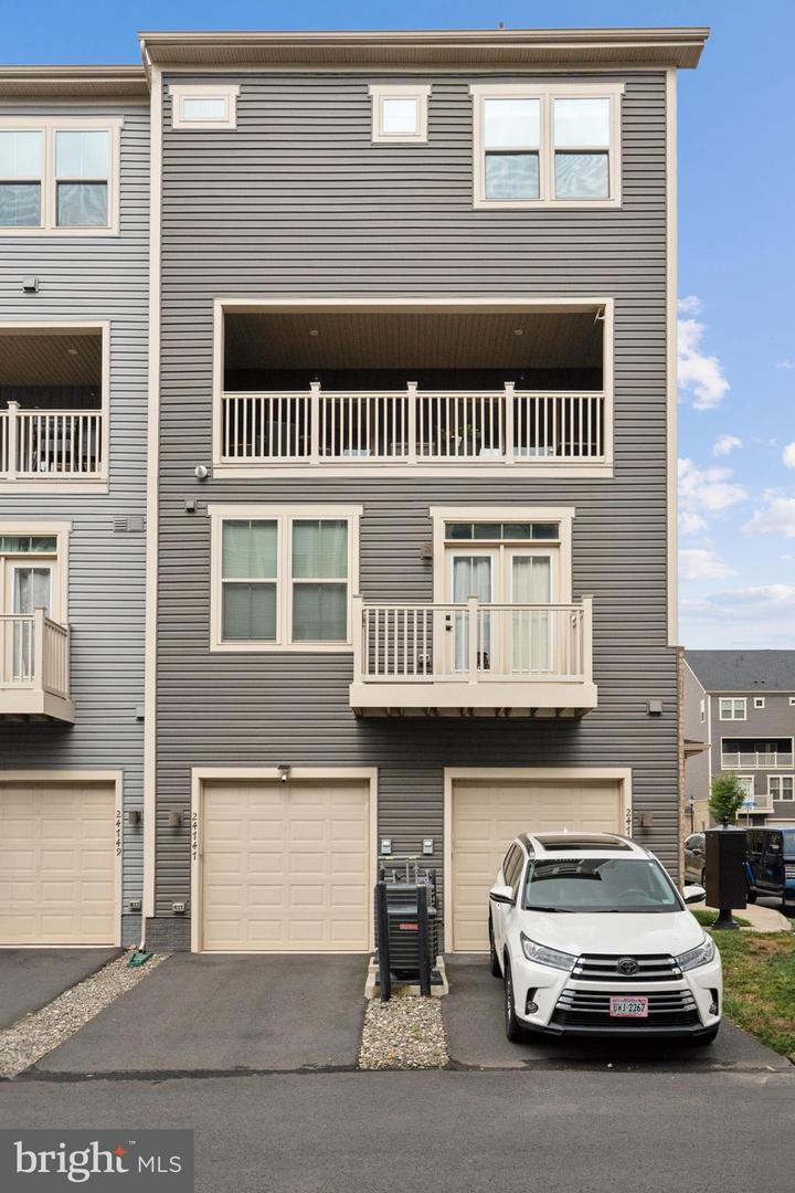 24747 MONK MEADOWS TER, STERLING, Virginia 20166, 3 Bedrooms Bedrooms, ,2 BathroomsBathrooms,Residential,For sale,24747 MONK MEADOWS TER,VALO2102296 MLS # VALO2102296