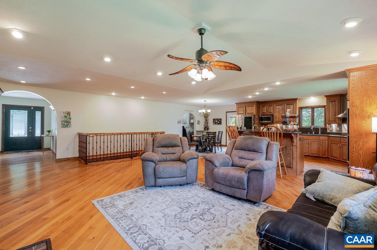 2770 ZION CHURCH RD, BROADWAY, Virginia 22815, 4 Bedrooms Bedrooms, ,4 BathroomsBathrooms,Residential,For sale,2770 ZION CHURCH RD,666808 MLS # 666808