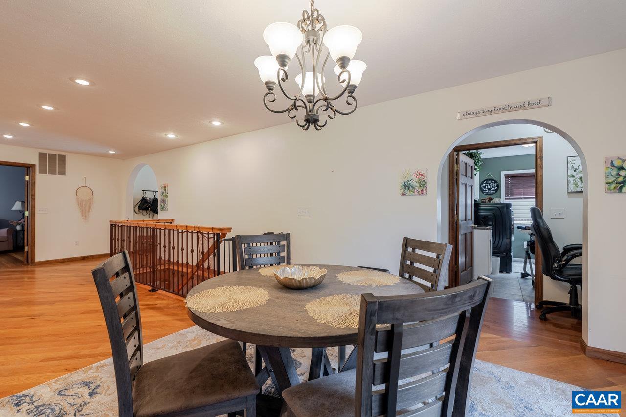 2770 ZION CHURCH RD, BROADWAY, Virginia 22815, 4 Bedrooms Bedrooms, ,4 BathroomsBathrooms,Residential,For sale,2770 ZION CHURCH RD,666808 MLS # 666808