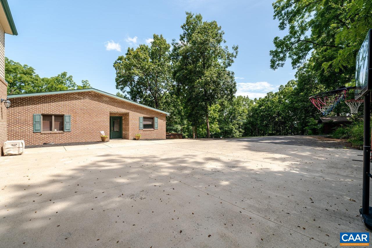 2770 ZION CHURCH RD, BROADWAY, Virginia 22815, 4 Bedrooms Bedrooms, ,4 BathroomsBathrooms,Residential,For sale,2770 ZION CHURCH RD,666808 MLS # 666808
