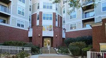 1645 INTERNATIONAL DR #118, MCLEAN, Virginia 22102, 1 Bedroom Bedrooms, ,1 BathroomBathrooms,Residential,For sale,1645 INTERNATIONAL DR #118,VAFX2255768 MLS # VAFX2255768