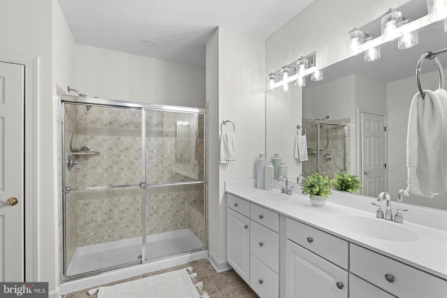 15151 GAFFNEY CIR, GAINESVILLE, Virginia 20155, 3 Bedrooms Bedrooms, ,3 BathroomsBathrooms,Residential,For sale,15151 GAFFNEY CIR,VAPW2099258 MLS # VAPW2099258