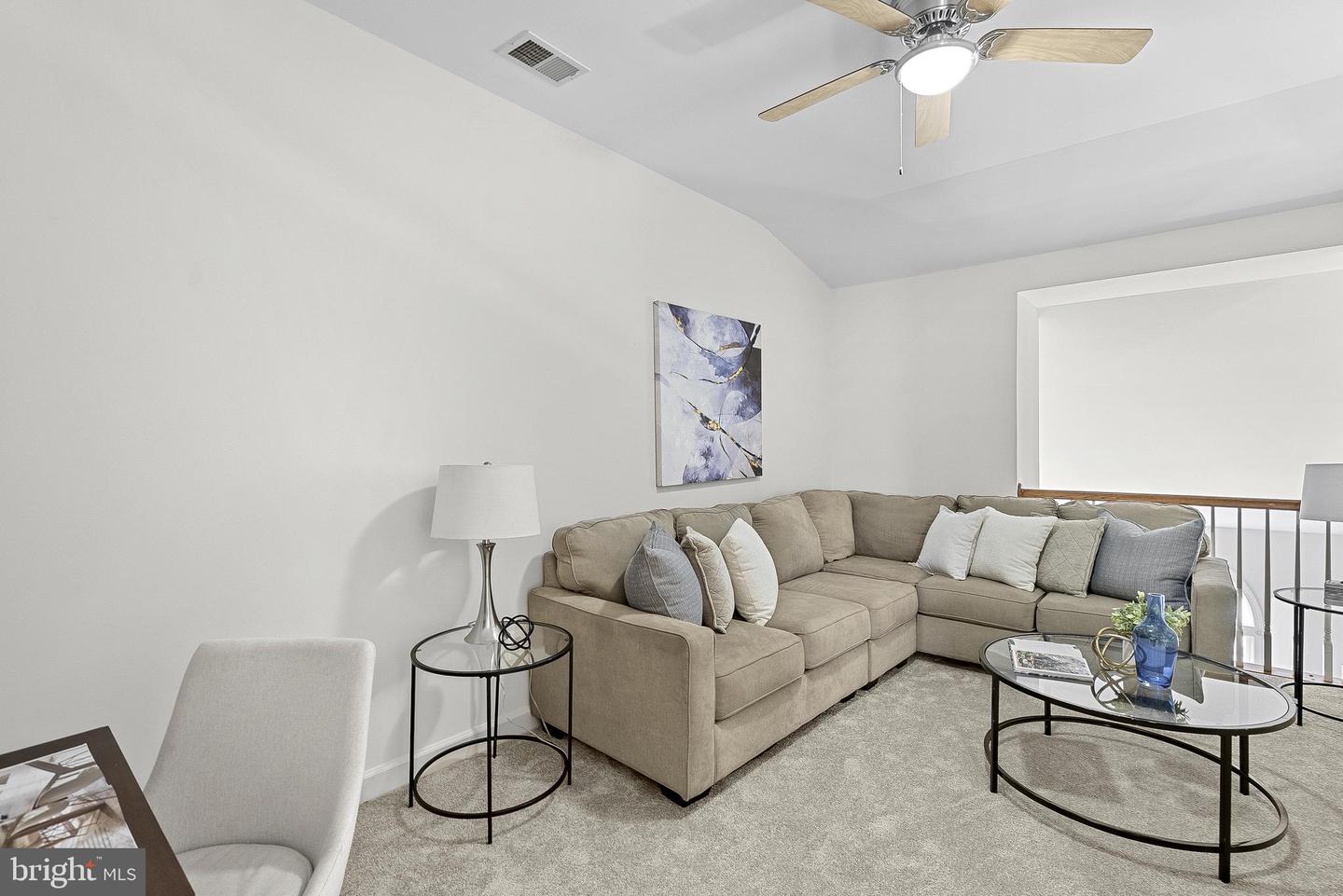 15151 GAFFNEY CIR, GAINESVILLE, Virginia 20155, 3 Bedrooms Bedrooms, ,3 BathroomsBathrooms,Residential,For sale,15151 GAFFNEY CIR,VAPW2099258 MLS # VAPW2099258