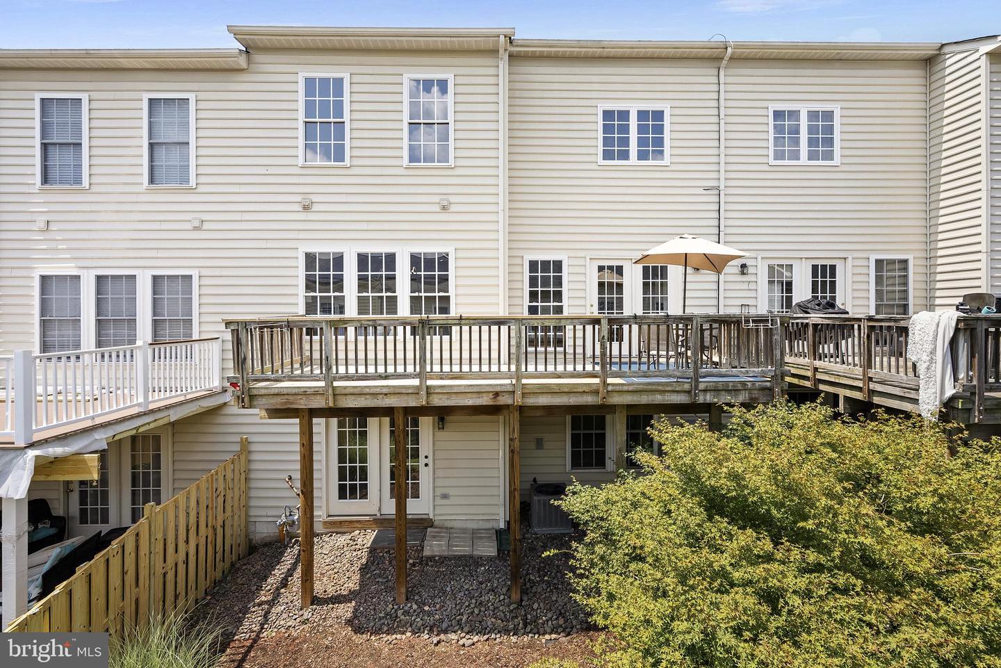 15151 GAFFNEY CIR, GAINESVILLE, Virginia 20155, 3 Bedrooms Bedrooms, ,3 BathroomsBathrooms,Residential,For sale,15151 GAFFNEY CIR,VAPW2099258 MLS # VAPW2099258