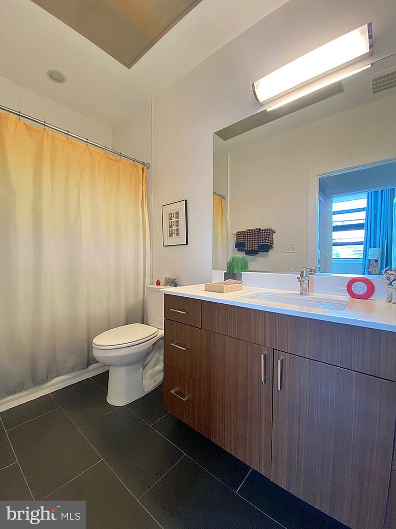 1111 ORREN ST NE #300, WASHINGTON, District Of Columbia 20002, 2 Bedrooms Bedrooms, ,2 BathroomsBathrooms,Residential,For sale,1111 ORREN ST NE #300,DCDC2210408 MLS # DCDC2210408