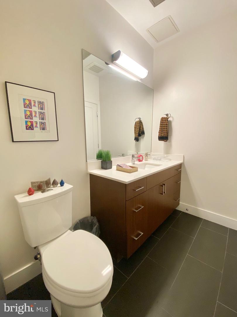 1111 ORREN ST NE #300, WASHINGTON, District Of Columbia 20002, 2 Bedrooms Bedrooms, ,2 BathroomsBathrooms,Residential,For sale,1111 ORREN ST NE #300,DCDC2210408 MLS # DCDC2210408