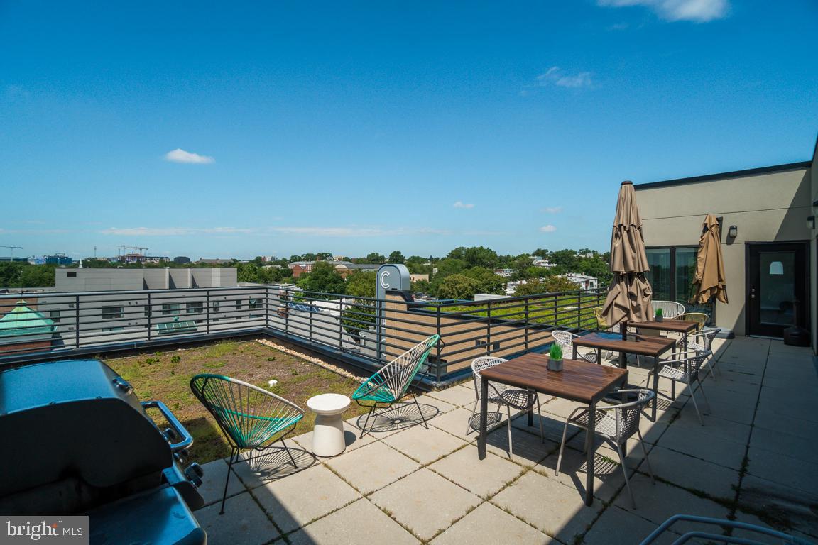 1111 ORREN ST NE #300, WASHINGTON, District Of Columbia 20002, 2 Bedrooms Bedrooms, ,2 BathroomsBathrooms,Residential,For sale,1111 ORREN ST NE #300,DCDC2210408 MLS # DCDC2210408