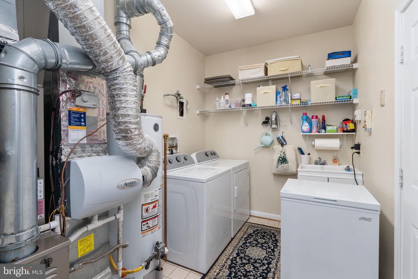 11200 N SCOTTWOOD LN, FREDERICKSBURG, Virginia 22407, 2 Bedrooms Bedrooms, 9 Rooms Rooms,2 BathroomsBathrooms,Residential,For sale,11200 N SCOTTWOOD LN,VASP2034722 MLS # VASP2034722