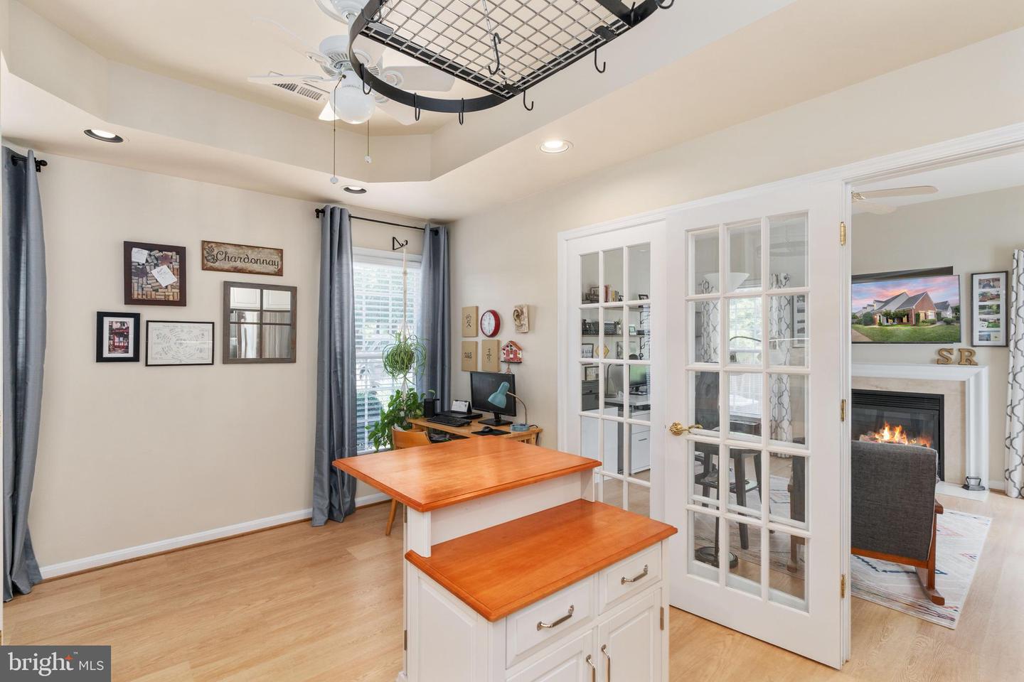 11200 N SCOTTWOOD LN, FREDERICKSBURG, Virginia 22407, 2 Bedrooms Bedrooms, 9 Rooms Rooms,2 BathroomsBathrooms,Residential,For sale,11200 N SCOTTWOOD LN,VASP2034722 MLS # VASP2034722
