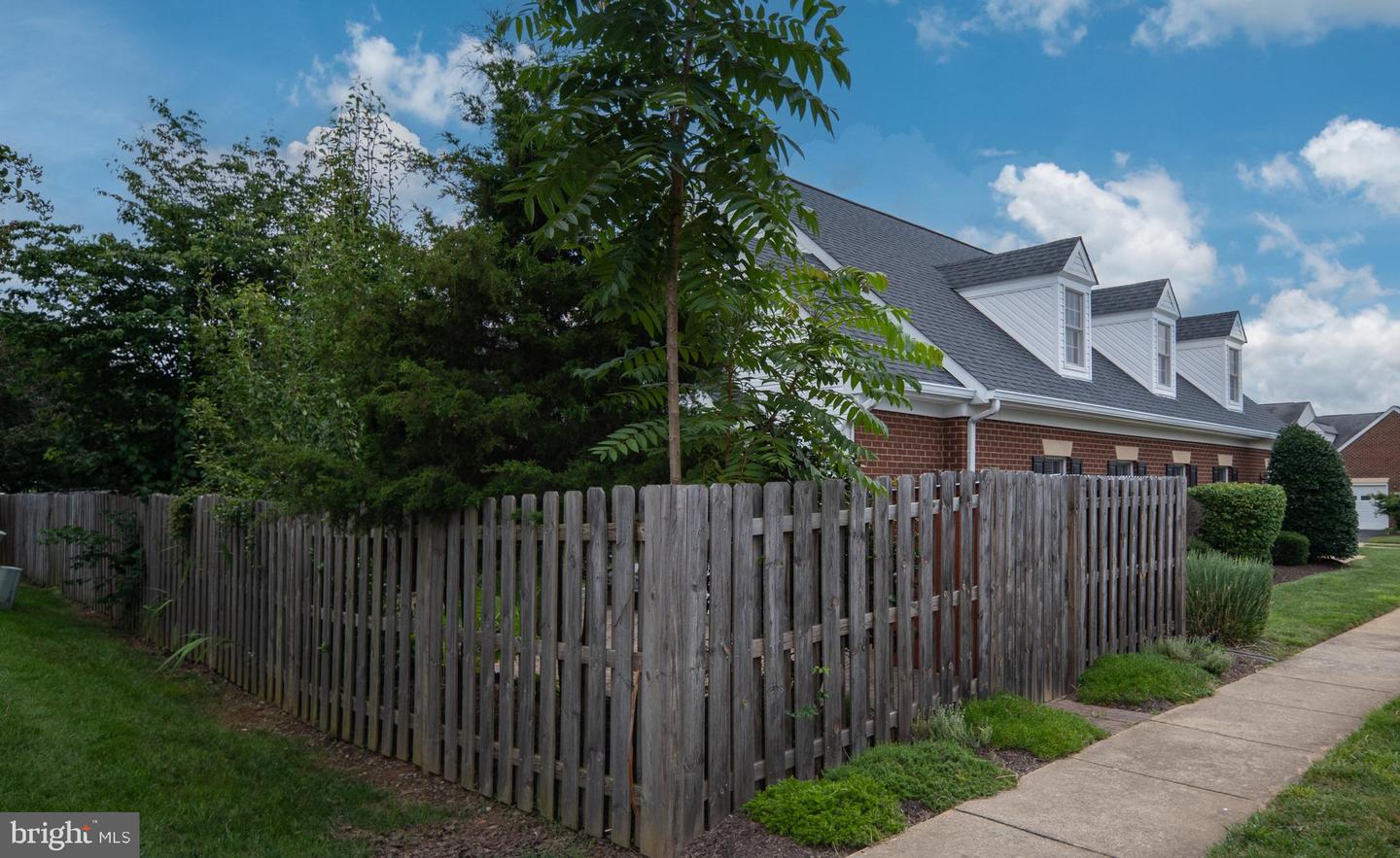 11200 N SCOTTWOOD LN, FREDERICKSBURG, Virginia 22407, 2 Bedrooms Bedrooms, 9 Rooms Rooms,2 BathroomsBathrooms,Residential,For sale,11200 N SCOTTWOOD LN,VASP2034722 MLS # VASP2034722