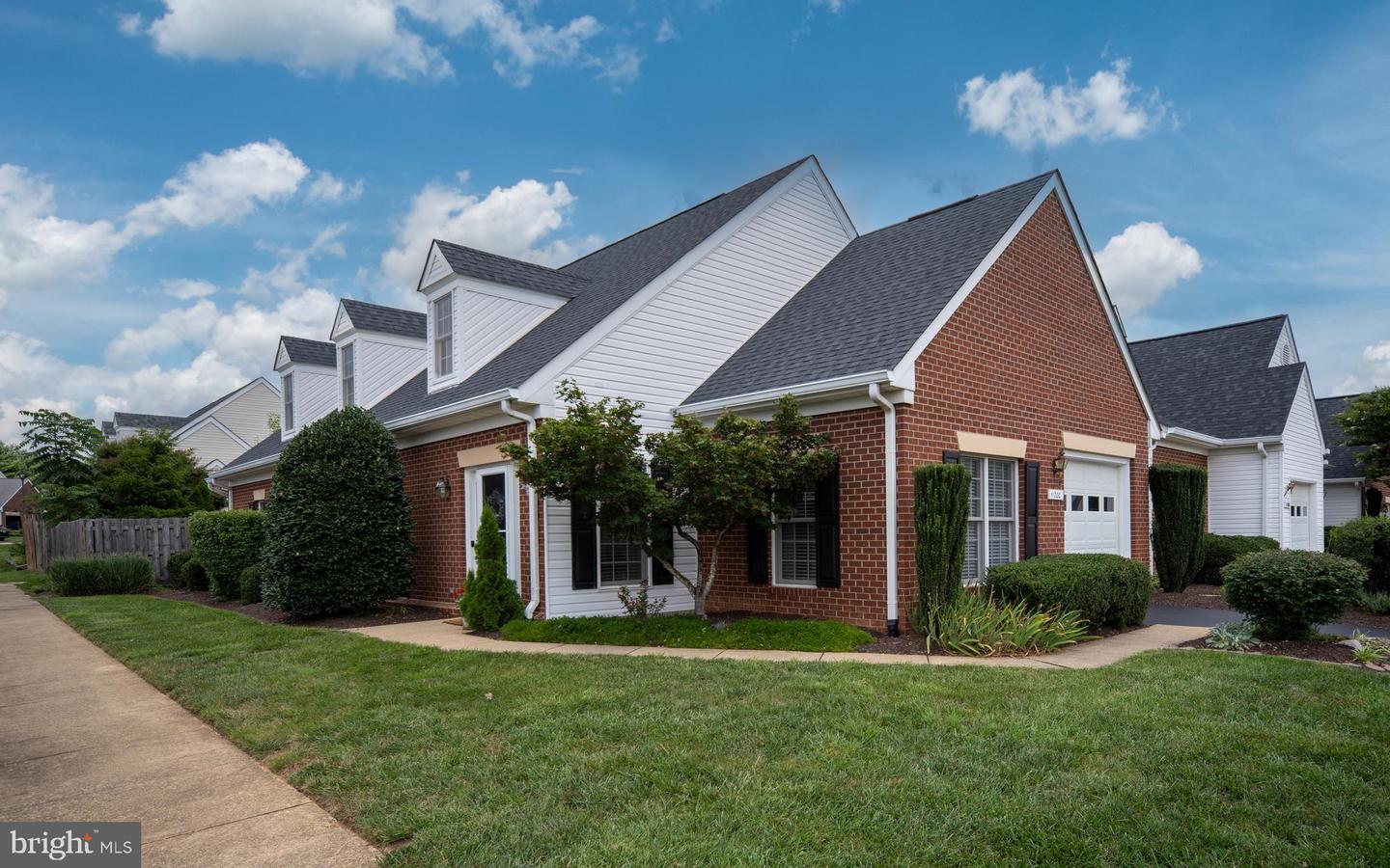 11200 N SCOTTWOOD LN, FREDERICKSBURG, Virginia 22407, 2 Bedrooms Bedrooms, 9 Rooms Rooms,2 BathroomsBathrooms,Residential,For sale,11200 N SCOTTWOOD LN,VASP2034722 MLS # VASP2034722