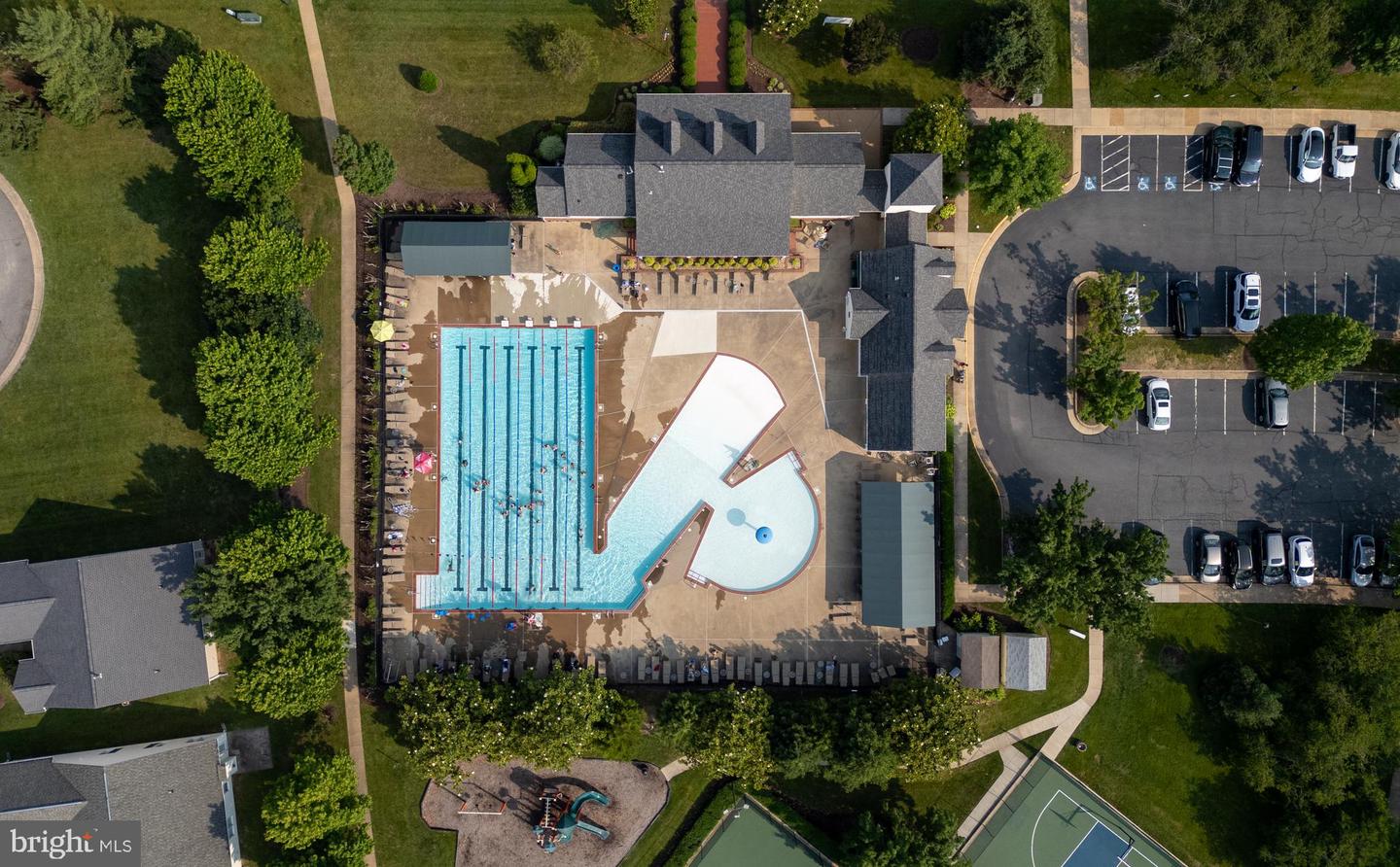 11200 N SCOTTWOOD LN, FREDERICKSBURG, Virginia 22407, 2 Bedrooms Bedrooms, 9 Rooms Rooms,2 BathroomsBathrooms,Residential,For sale,11200 N SCOTTWOOD LN,VASP2034722 MLS # VASP2034722