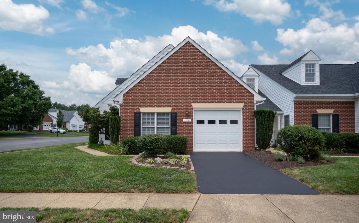 11200 N SCOTTWOOD LN, FREDERICKSBURG, Virginia 22407, 2 Bedrooms Bedrooms, 9 Rooms Rooms,2 BathroomsBathrooms,Residential,For sale,11200 N SCOTTWOOD LN,VASP2034722 MLS # VASP2034722