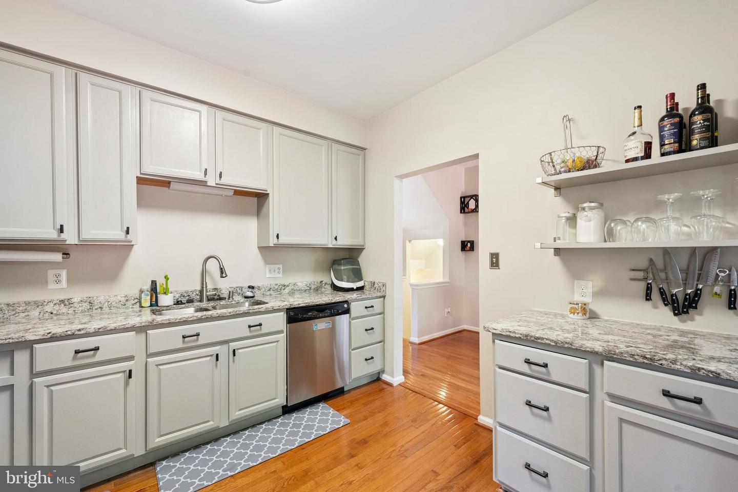 2610 GRAYTON LN, WOODBRIDGE, Virginia 22191, 4 Bedrooms Bedrooms, ,3 BathroomsBathrooms,Residential,For sale,2610 GRAYTON LN,VAPW2099330 MLS # VAPW2099330